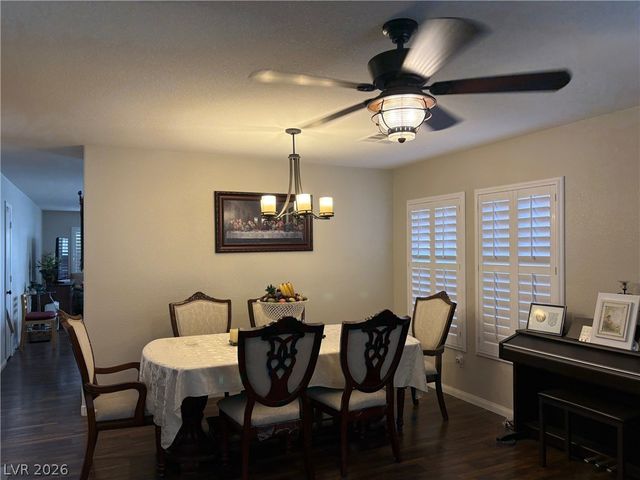 143 Country Greens Avenue, Las Vegas, NV 89148