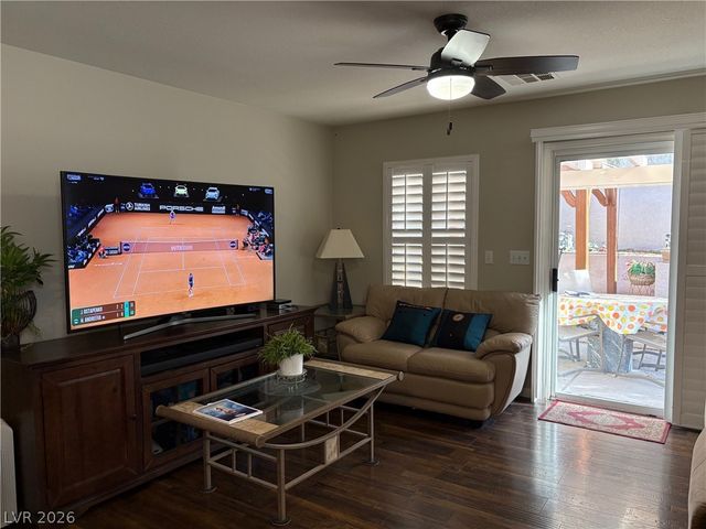 143 Country Greens Avenue, Las Vegas, NV 89148