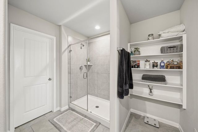 5650 Pleasant Falls Drive, Richmond, TX 77407
