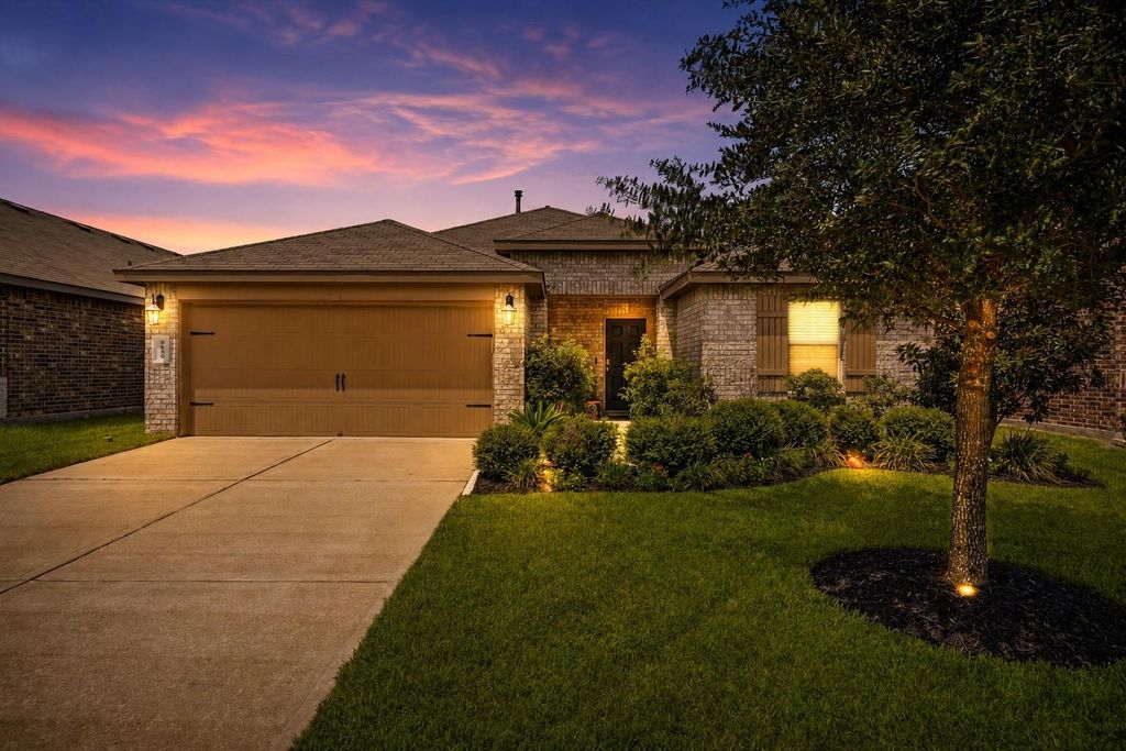5650 Pleasant Falls Drive, Richmond, TX 77407