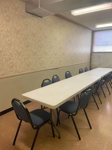 1911 Oakland Park Avenue, Columbus, OH 43224