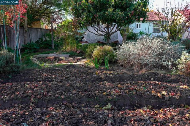 3704 San Rafael, Stockton, CA 95204