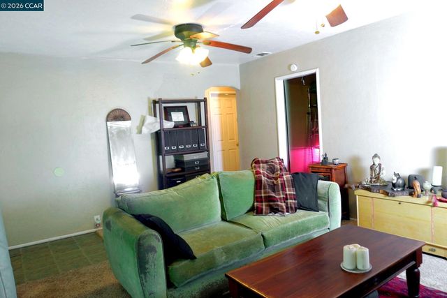 3704 San Rafael, Stockton, CA 95204