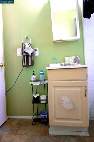 3704 San Rafael, Stockton, CA 95204