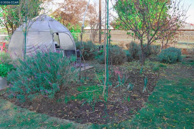 3704 San Rafael, Stockton, CA 95204