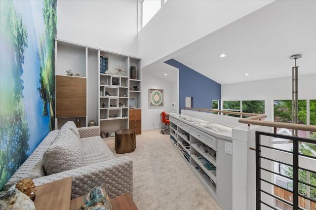 1804 N Memorial Way A, Houston, TX 77007