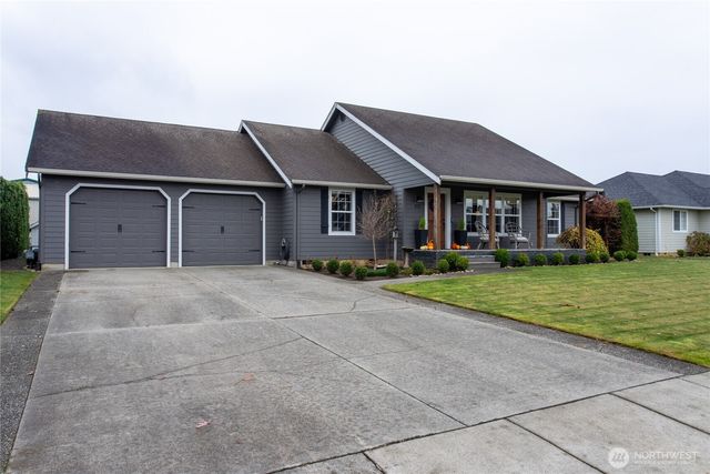 805 Cedar Drive, Lynden, WA 98264