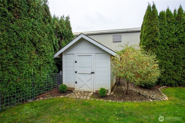 805 Cedar Drive, Lynden, WA 98264
