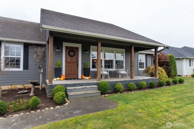 805 Cedar Drive, Lynden, WA 98264