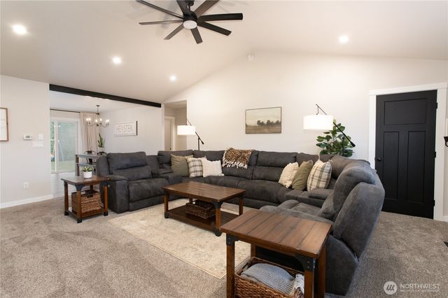 805 Cedar Drive, Lynden, WA 98264