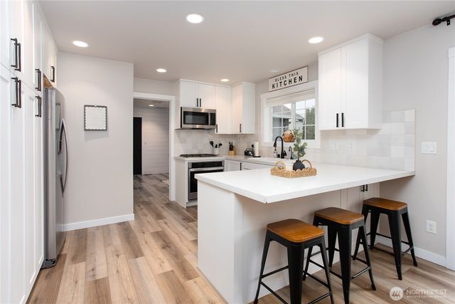 805 Cedar Drive, Lynden, WA 98264