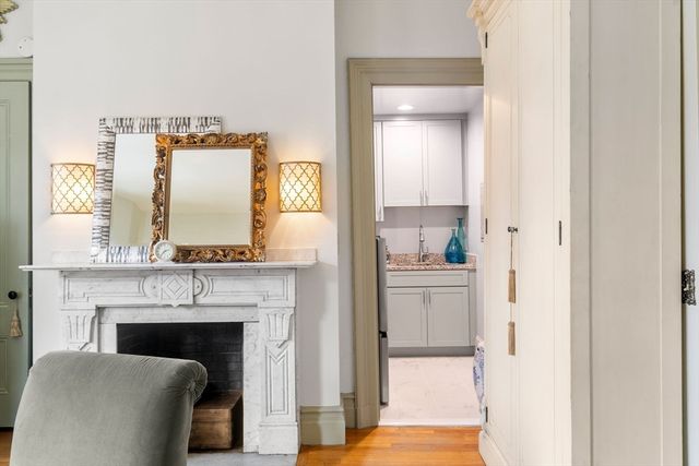 274 Clarendon 7, Boston, MA 02116