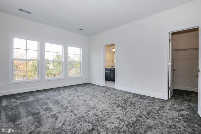 6722 UPLAND MANOR DRIVE, Gainesville, VA 20155