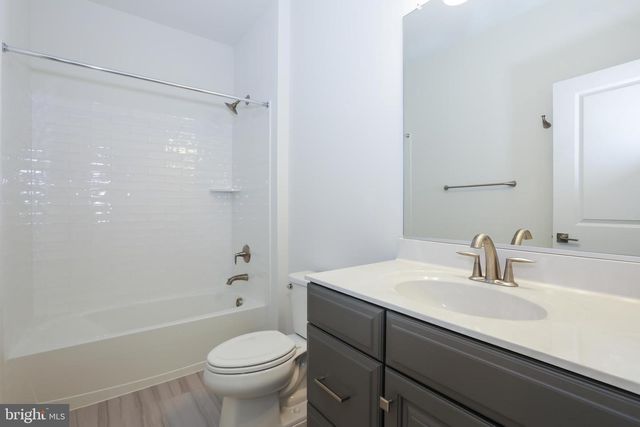 6722 UPLAND MANOR DRIVE, Gainesville, VA 20155
