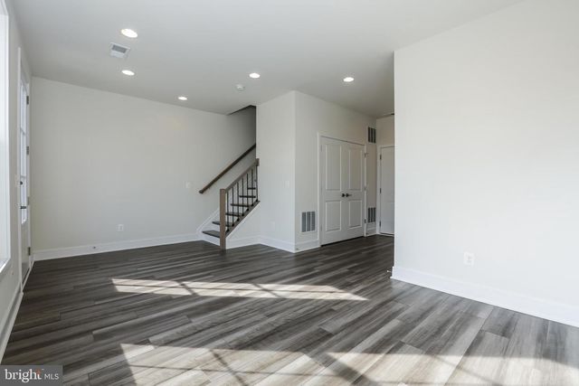 6722 UPLAND MANOR DRIVE, Gainesville, VA 20155