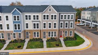 6722 UPLAND MANOR DRIVE, Gainesville, VA 20155