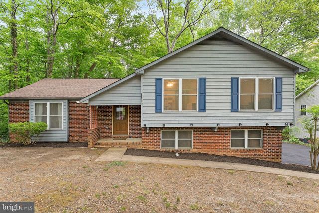 8 ADAM CT, Fredericksburg, VA 22405