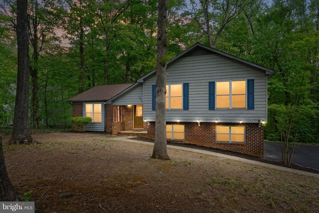 8 ADAM CT, Fredericksburg, VA 22405
