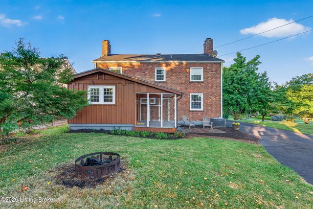 2627 Landor Ave, Louisville, KY 40205