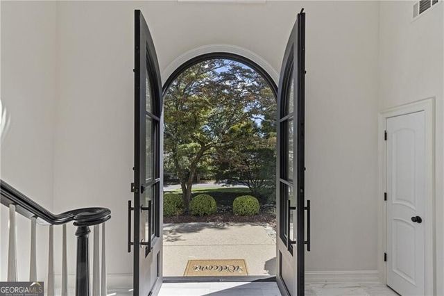 5800 De Claire Court, Atlanta, GA 30328