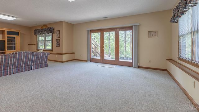 7403 Ridge Meadow Court, West Chester, OH 45069