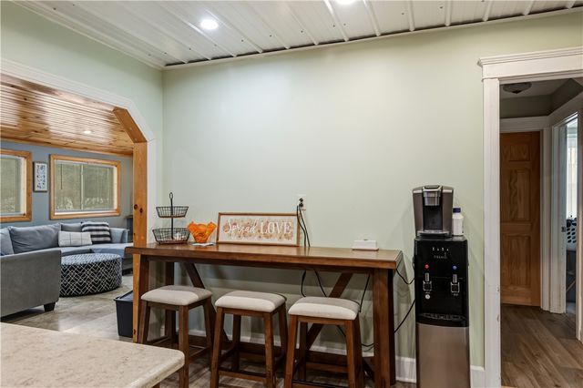 12014 River Rd, Corning, NY 14830