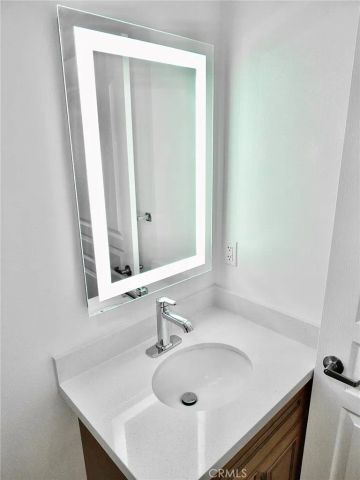 11 S 3rd 517, Alhambra, CA 91801