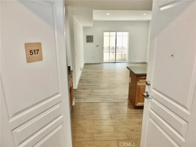 11 S 3rd 517, Alhambra, CA 91801