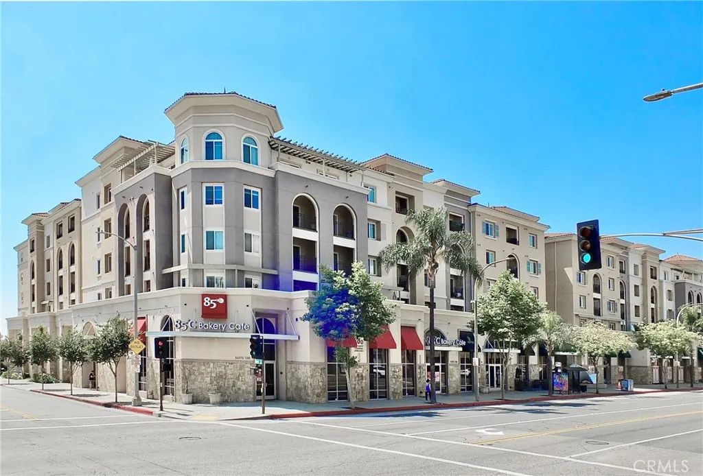 11 S 3rd 517, Alhambra, CA 91801