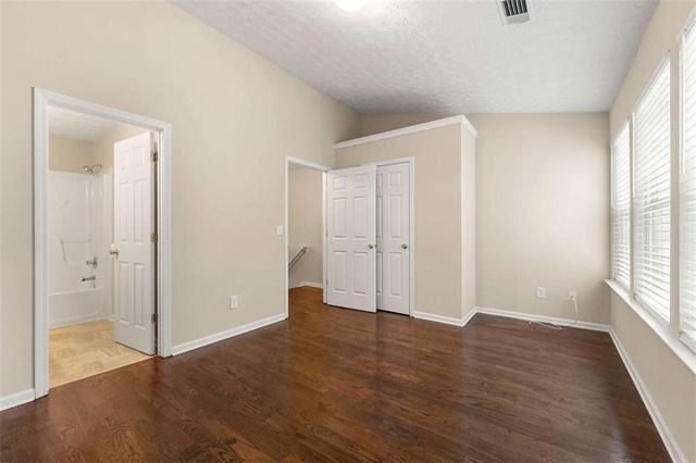 1343 Penhurst Drive, Lawrenceville, GA 30043