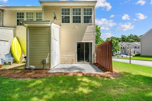 1343 Penhurst Drive, Lawrenceville, GA 30043