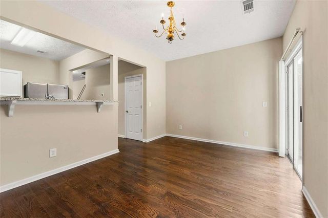 1343 Penhurst Drive, Lawrenceville, GA 30043