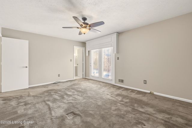 1005 Cannons Ln, Louisville, KY 40207