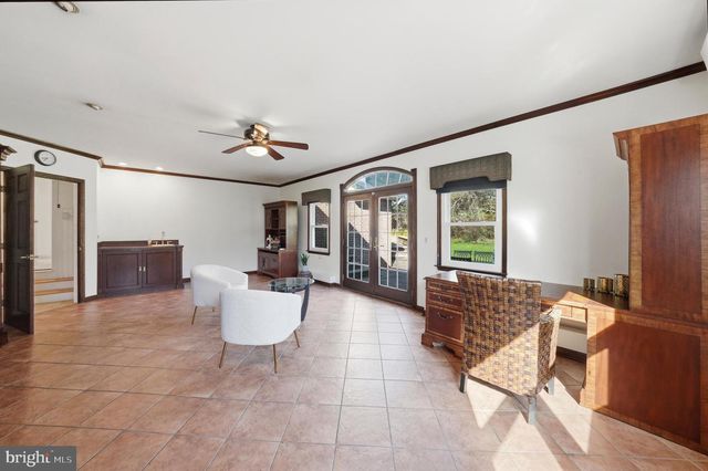 7 MONROE PL, Cranbury, NJ 08512