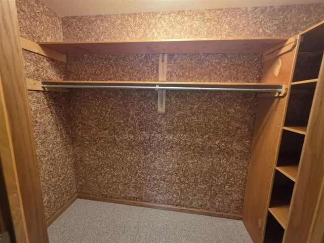 4306 Redbush Drive, Grandville, MI 49418