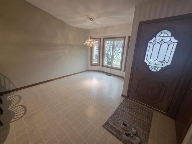 4306 Redbush Drive, Grandville, MI 49418