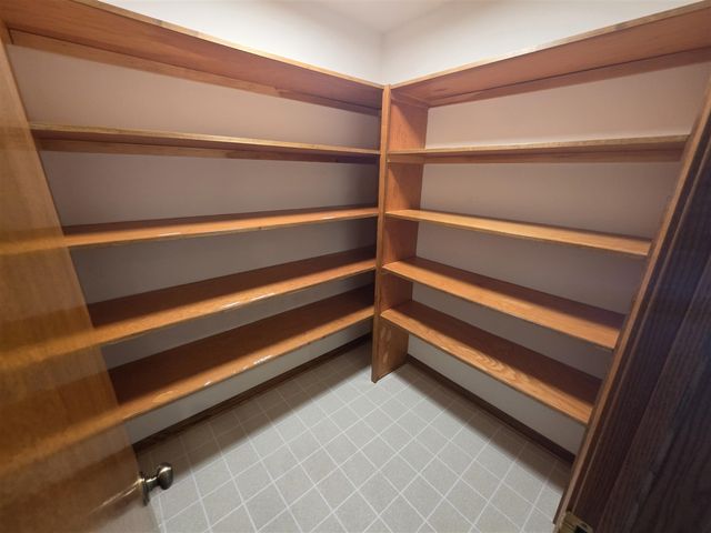 4306 Redbush Drive, Grandville, MI 49418