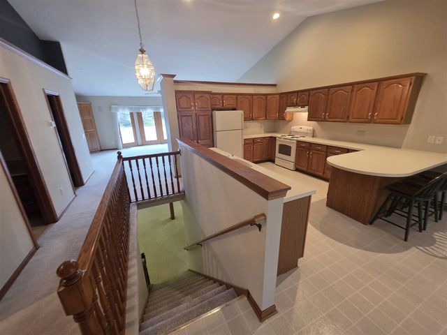 4306 Redbush Drive, Grandville, MI 49418