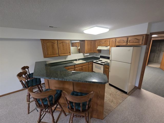 4306 Redbush Drive, Grandville, MI 49418