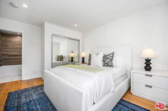 2751 Midvale Avenue, Los Angeles, CA 90064