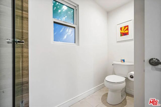 2751 Midvale Avenue, Los Angeles, CA 90064