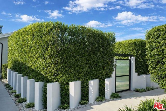 2751 Midvale Avenue, Los Angeles, CA 90064