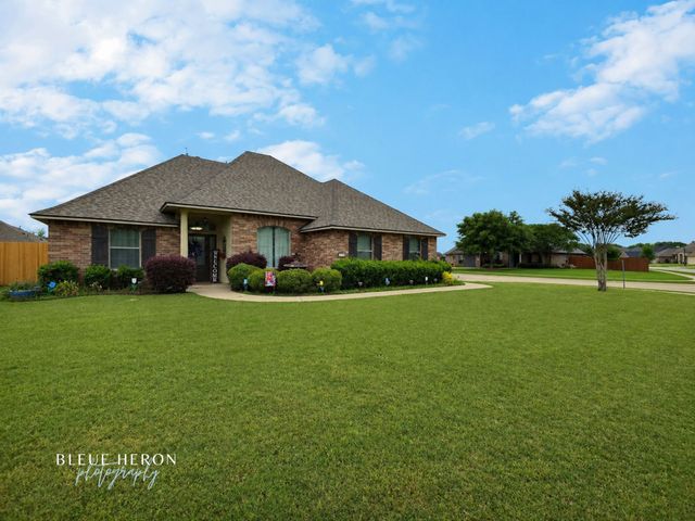 2137 Sweet Bay Circle, Bossier City, LA 71111