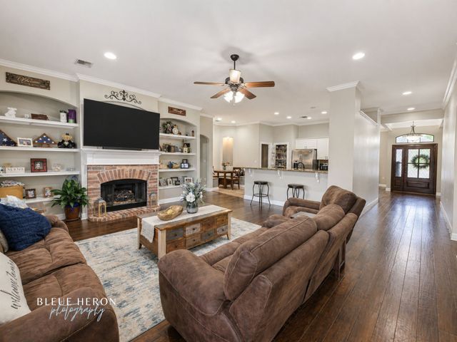 2137 Sweet Bay Circle, Bossier City, LA 71111