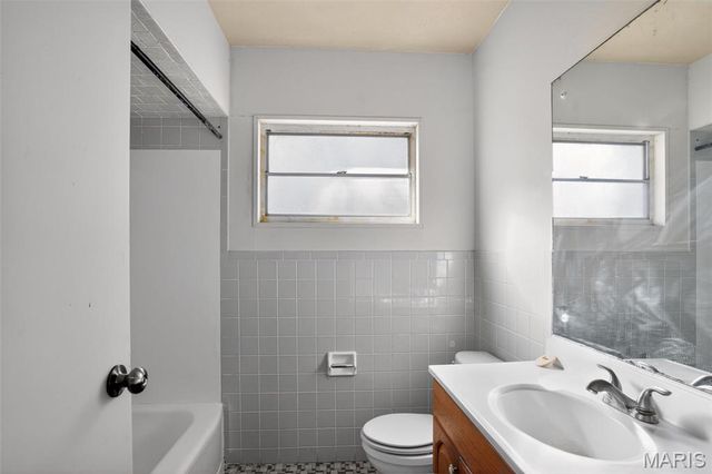 10108 Jett Drive, Dellwood, MO 63136