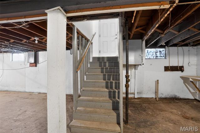 10108 Jett Drive, Dellwood, MO 63136