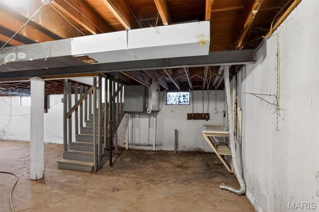 10108 Jett Drive, Dellwood, MO 63136