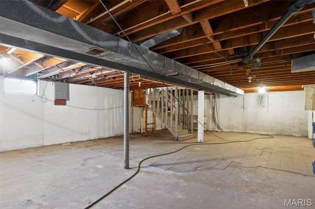 10108 Jett Drive, Dellwood, MO 63136