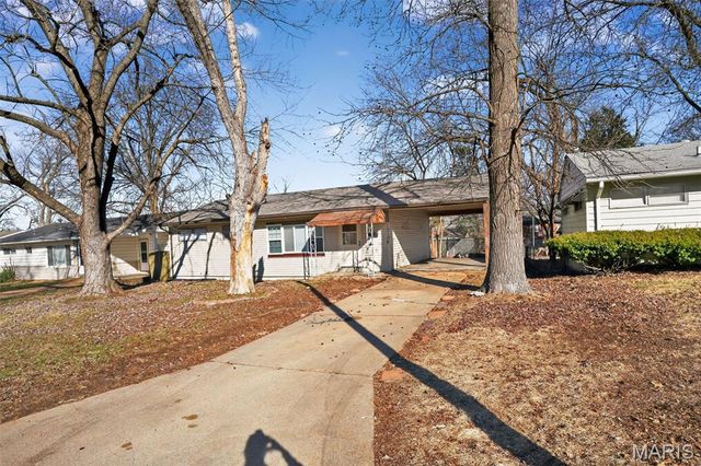 10108 Jett Drive, Dellwood, MO 63136