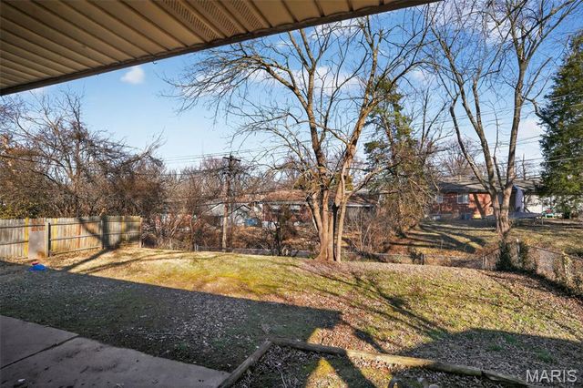 10108 Jett Drive, Dellwood, MO 63136